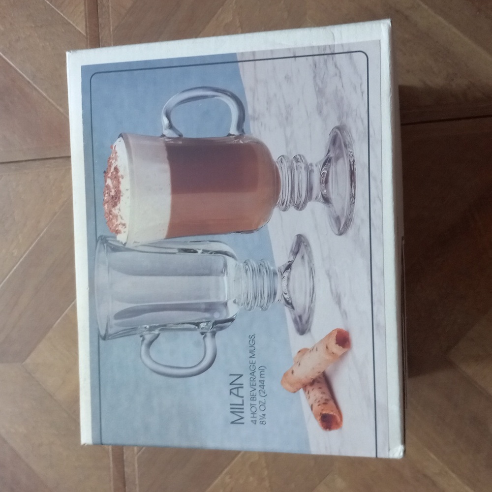 SOLD! Fun-Damentals Milan 4 Hot Beverage Mugs 8 1/4oz
